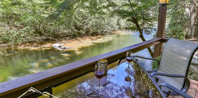 Deck-side seat right above the river