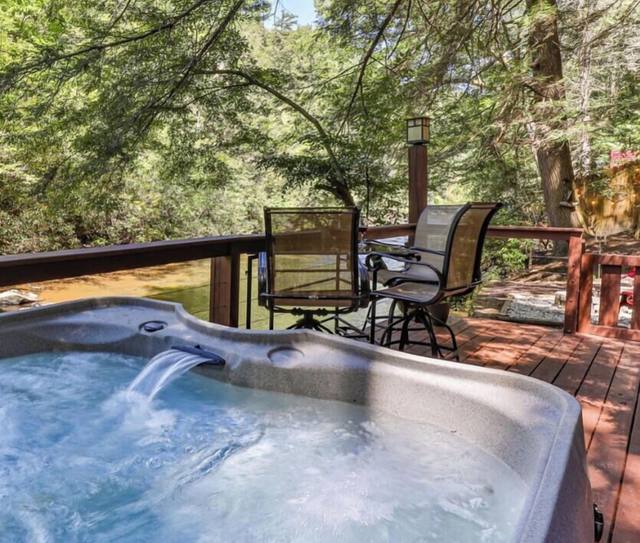 Private hot tub on the deck